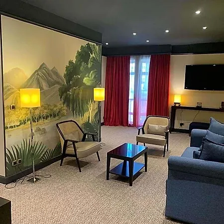 波尔多夏特龙城堡美居酒店 酒店 波尔多