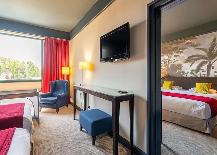 Mercure Chateau Chartrons 4* בורדו