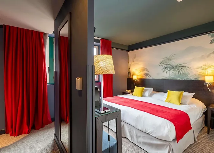 Hotel Mercure Chateau Chartrons 4*