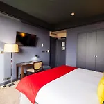 Hotel Mercure Chateau Chartrons 4*