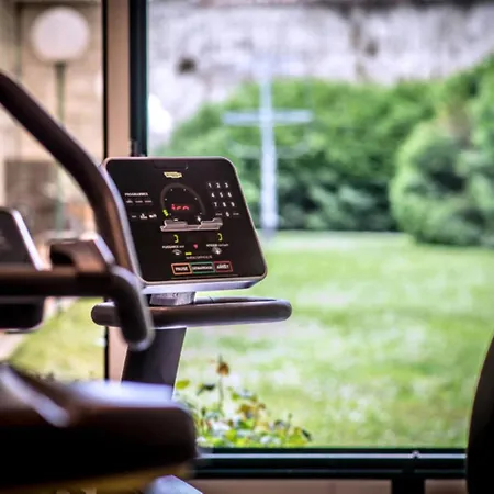 波尔多夏特龙城堡美居酒店 酒店