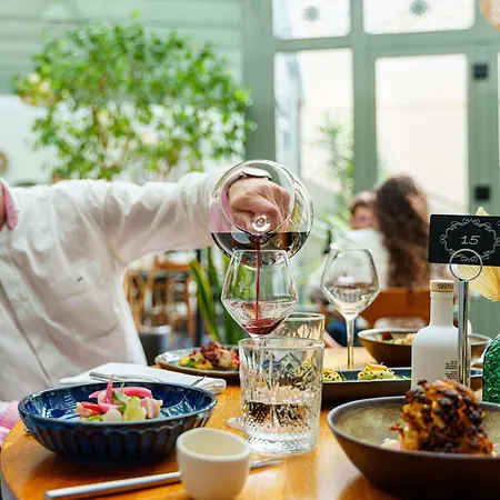 波尔多夏特龙城堡美居酒店 酒店