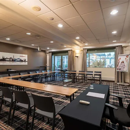 酒店 波尔多夏特龙城堡美居酒店 波尔多